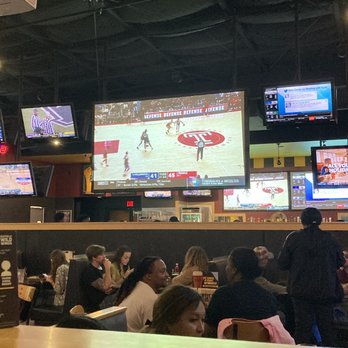 Buffalo Wild Wings - Albany Georgia Buffalo Wild Wings. Friday night. Veteran's Day 2022. - Chicken Wings Near Me - Albany, Georgia
