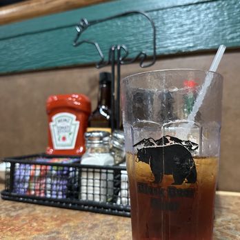 Black Bear Diner San Antonio City Base - My tea and condiments - Diners Near Me - San Antonio, Texas