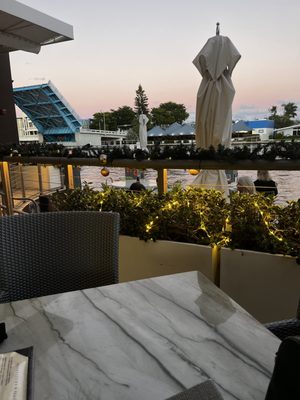 Kaluz Restaurant by null