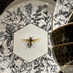 Bee happy when you buy this dishware!