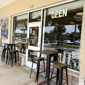Cubico Coffee - Entrance - Coffee & Tea Near Me - Davie, Florida