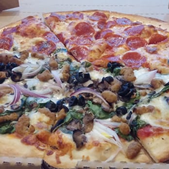 Giovanni's Pizza Stand - Pizza Near Me - Austin, Texas Giovanni's Pizza Stand - Pizza Near Me - Austin, Texas