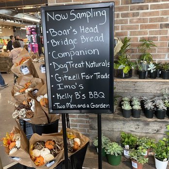Fresh Thyme Market - Samples - Grocery Near Me - Saint Louis, Missouri