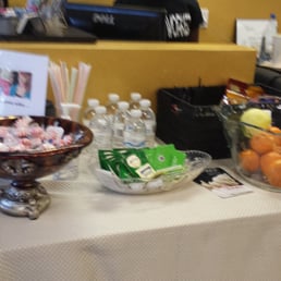 My hair looks great and they give free snacks too! My hair looks great and they give free snacks too!