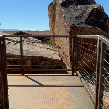Bloomington Petroglyph Park - Rees's Roots Bloomington Petroglyph Park Saint George Utah - Parks Near Me - Saint George, Utah