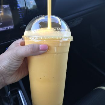 Mandilon Donut - Mango and pineapple smoothie (large for $4.60) - Donuts Near Me - Montebello, California