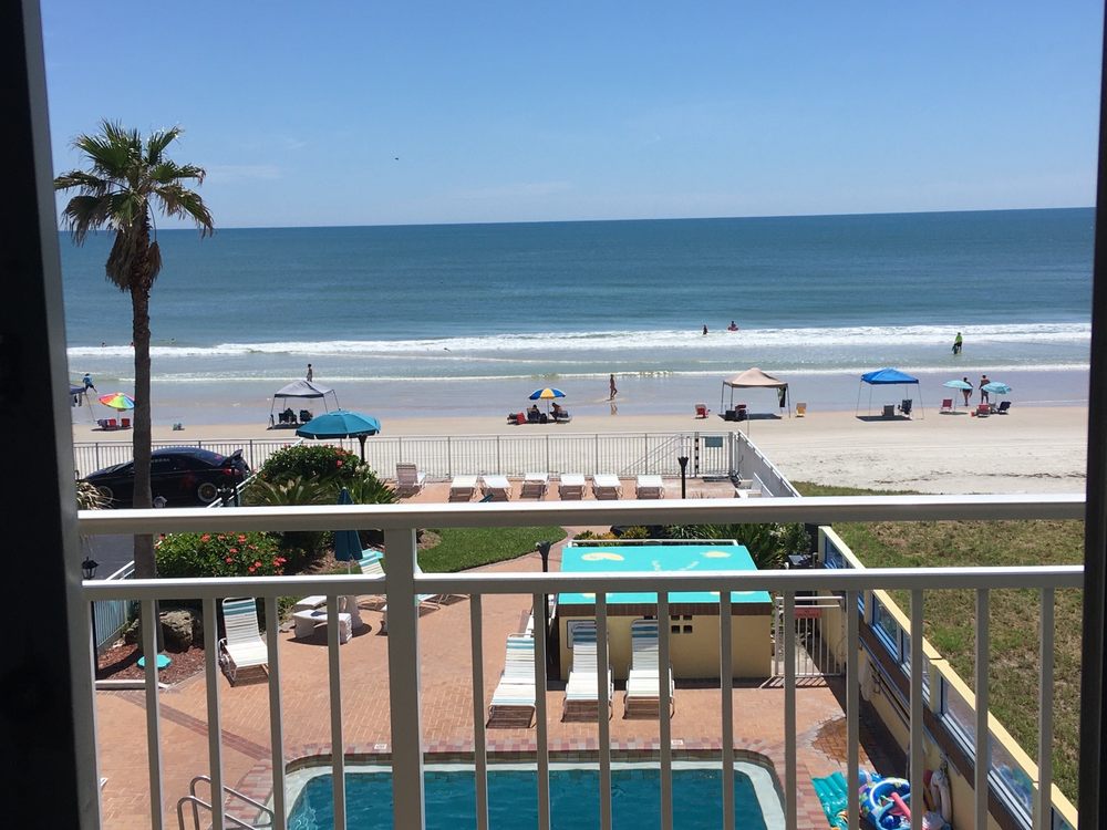 SEA SHELLS BEACH CLUBS 16 Photos & 18 Reviews Hotels 1014 N