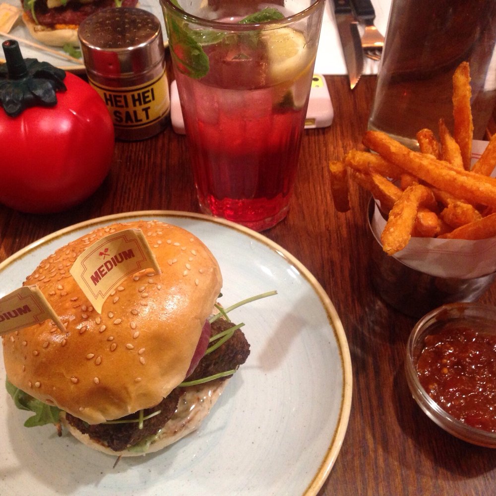 burger & fries burger & fries
