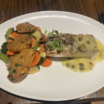 Salt Wharf - Maine Halibut - Seafood Near Me - Camden, Maine