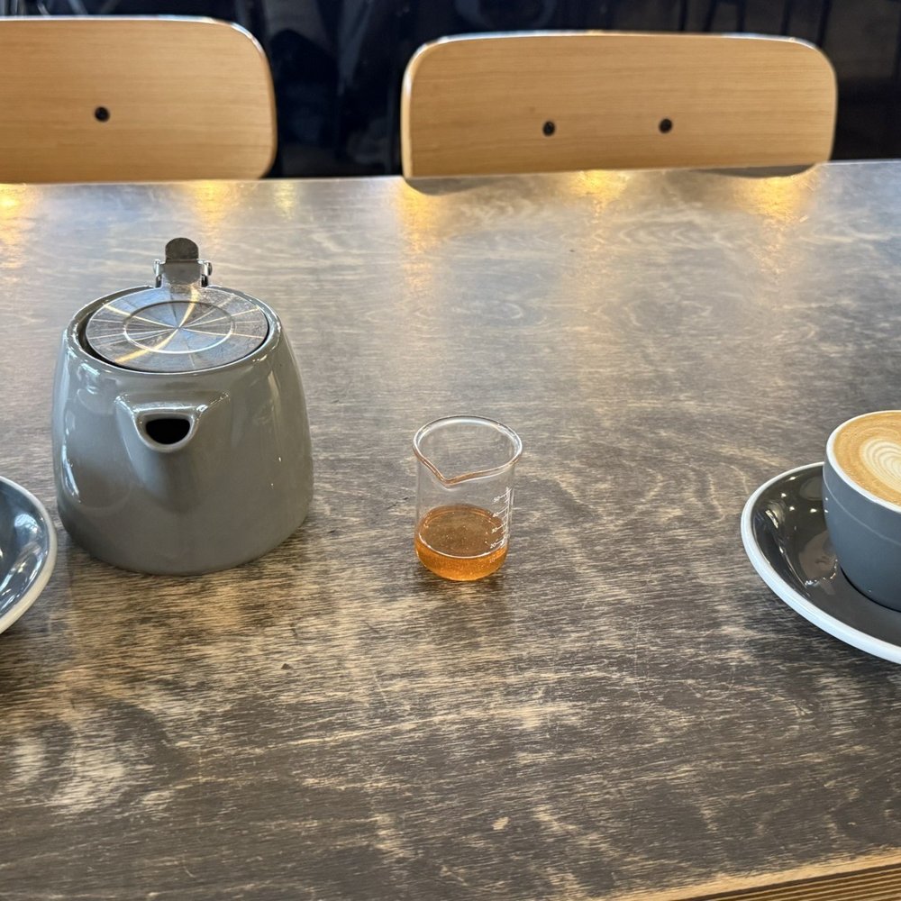 Established Coffee - Earl grey tea (comes with honey and milk) - Coffee & Tea Near Me - Belfast, BFS Established Coffee - Earl grey tea (comes with honey and milk) - Coffee & Tea Near Me - Belfast, BFS
