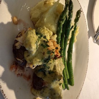 M Italian - Diners Near Me - Chagrin Falls, Ohio
