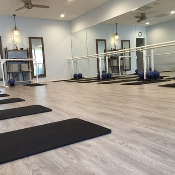 Smart Barre - Bluebonnet Circle - Barre Classes Near Me - Fort Worth, Texas Smart Barre - Bluebonnet Circle - Barre Classes Near Me - Fort Worth, Texas