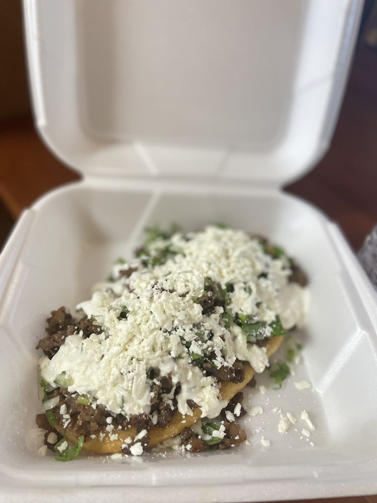 Food from Taco's El Rey