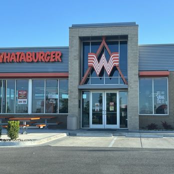 Whataburger - Exterior - Burgers Near Me - Gardner, Kansas