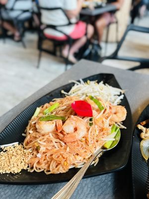 KIIN EXTRAORDINARY THAI by null