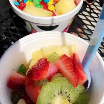 sweetFrog Premium Frozen Yogurt - SF strawberry lemonade topped with fruits, Mochi, gummy bears! My favor flavor - Ice Cream & Frozen Yogurt Near Me - Lancaster, Pennsylvania sweetFrog Premium Frozen Yogurt - SF strawberry lemonade topped with fruits, Mochi, gummy bears! My favor flavor - Ice Cream & Frozen Yogurt Near Me - Lancaster, Pennsylvania