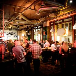 Long Arm Pub & Brewery