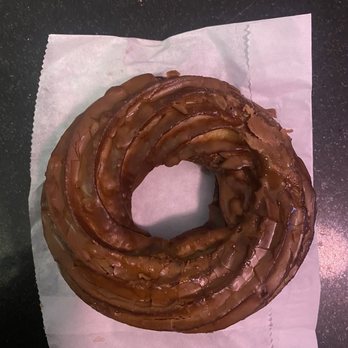 Daily Provisions - Upper West Side - Maple cruller - Cafes Near Me - New York, New York Daily Provisions - Upper West Side - Maple cruller - Cafes Near Me - New York, New York