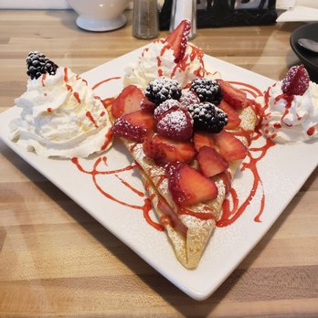 Mille - Berry crepe - French Near Me - Santa Fe, New Mexico