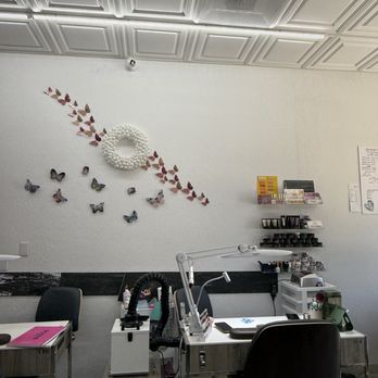Diamonds Nail Bar - Inside view - Nail Salons Near Me - San Jose, California Diamonds Nail Bar - Inside view - Nail Salons Near Me - San Jose, California
