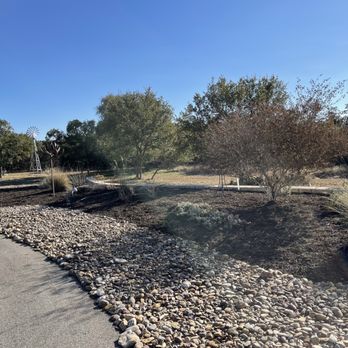 TX Design Landscapers - a gravel path in a park - Landscaping Near Me - Bandera, Texas TX Design Landscapers - a gravel path in a park - Landscaping Near Me - Bandera, Texas