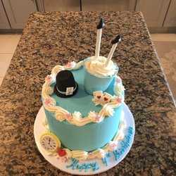 Stacys Cakes and Petals