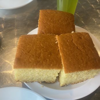 Vonda's Kitchen - cornbread - Soul Food Near Me - Newark, New Jersey