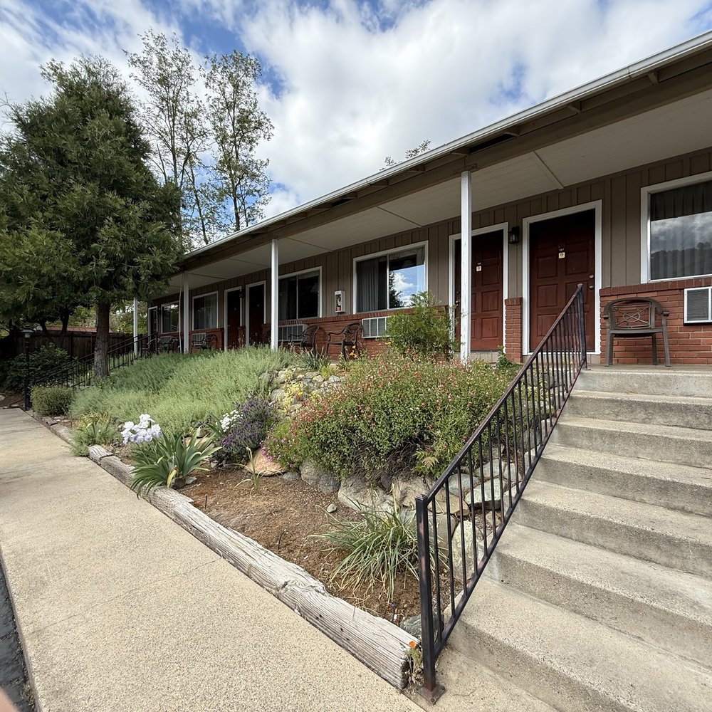 Mariposa Lodge - Hotels Near Me - Mariposa, California