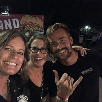 Surfside Pizza - SUP AWARDS - Pizza Near Me - San Clemente, California Surfside Pizza - SUP AWARDS - Pizza Near Me - San Clemente, California