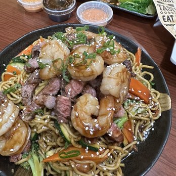 Daniel's Gourmet Foods - Surf & turf hibachi - Halal Near Me - Fillmore, California
