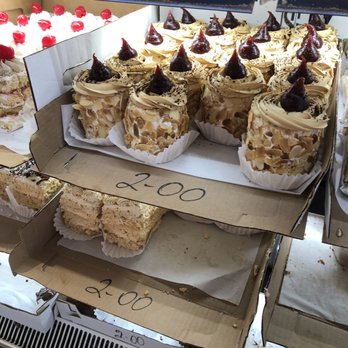 Bakery La Brioche Café - Desserts Near Me - Brooklyn, New York Bakery La Brioche Café - Desserts Near Me - Brooklyn, New York