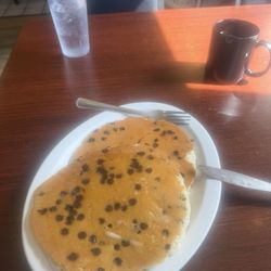Papa's Diner - Chocolate chip pancakes, as part of the 'Mama' Favorites Menu.