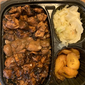 The Jamaican Pot - Triple Chicken Delight - medium (Jerk Chicken, Brown Stew Chicken, BBQ Chicken) - Caribbean Near Me - Detroit, Michigan