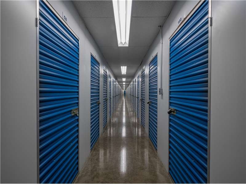 EXTRA SPACE STORAGE Updated June 2024 22 Photos 3481 Mall Loop Dr