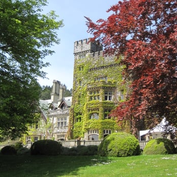 Hatley Castle - Landmarks & Historical Buildings Near Me - Victoria, British Columbia