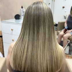 KLV Salon - This picture was taken in the salon right after a 'keratin treatment'.