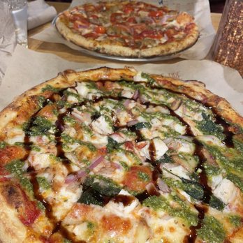 Blaze Pizza - Build your own pizzas - Pizza Near Me - Saint Louis Park, Minnesota