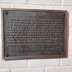 Benton Knight - Historical plaque outside