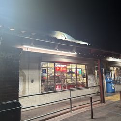 Liquor Paradise - Outside