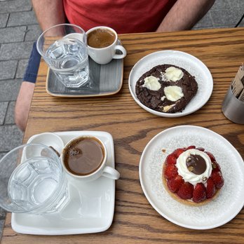 Viyana Kahvesi - Cafes Near Me - Istanbul, 34 Viyana Kahvesi - Cafes Near Me - Istanbul, 34