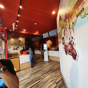 Nan Xiang Express - Store interior - Shanghainese Near Me - Forest Hills, New York Nan Xiang Express - Store interior - Shanghainese Near Me - Forest Hills, New York