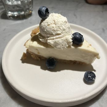 Mignonette - Key Lime Pie - New American Near Me - Miami, Florida