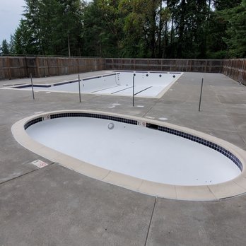 S&W Concrete - Freshly poured concrete swimming pool deck by S&W - Masonry/Concrete Near Me - Port Orchard, Washington S&W Concrete - Freshly poured concrete swimming pool deck by S&W - Masonry/Concrete Near Me - Port Orchard, Washington