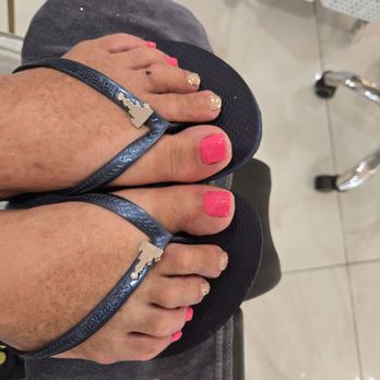 Me Time Beauty Lounge - Jade did an Amazing job on my pedi! I feel like a new person!!! - Eyelash Service Near Me - Brea, California Me Time Beauty Lounge - Jade did an Amazing job on my pedi! I feel like a new person!!! - Eyelash Service Near Me - Brea, California