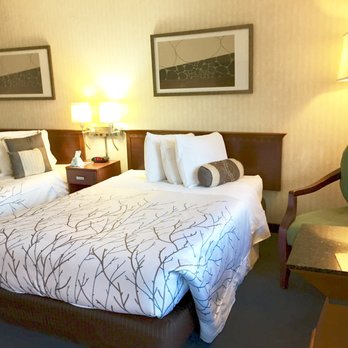 The Black Mountain Inn - Two Double Bed Room - Hotels Near Me - Brattleboro, Vermont The Black Mountain Inn - Two Double Bed Room - Hotels Near Me - Brattleboro, Vermont