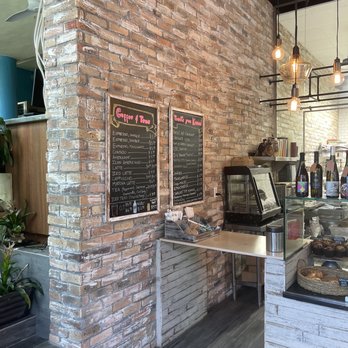 Flour & Weirdoughs - Inside space - Bakeries Near Me - Key Biscayne, Florida