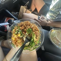 white rice, cucumber, mango, seaweed, crunch, vinaigrette, soy sauce