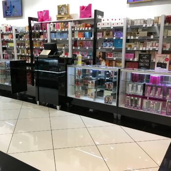 Perfumania - Cosmetics & Beauty Supply Near Me - Elmhurst, New York