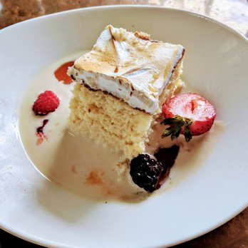 Hugo's - Tres Leches - Mexican Near Me - Houston, Texas