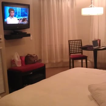 Newbury Guest House - TV is a bit small for the room but was okay. - Hotels Near Me - Boston, Massachusetts